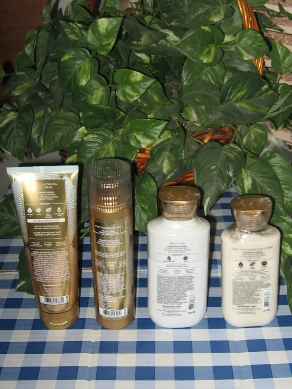 BBW Touch Of Gold Body Wash Fragrance Mist Body Cream & Lotion Lot of 4 NEW